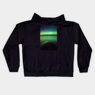 Northern lights glow over lake Kids Hoodie